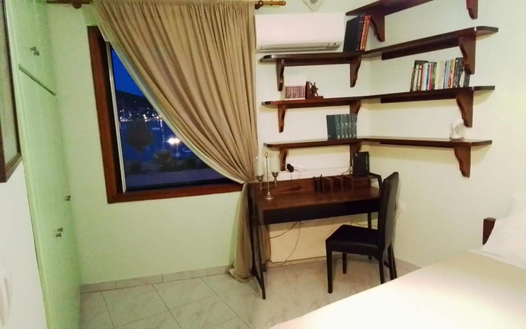 Liberty Porosview Apartement Galatás Eksteriør bilde