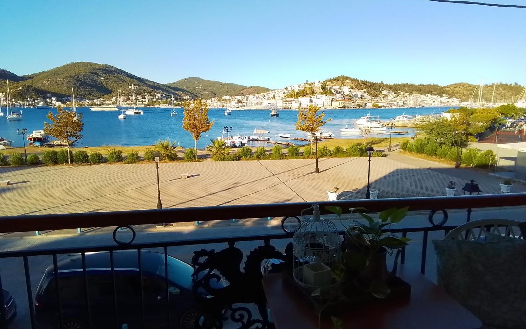 Liberty Porosview Apartement Galatás Eksteriør bilde